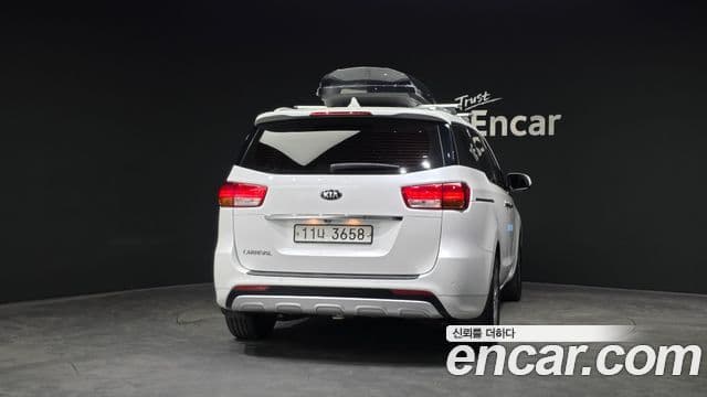 Kia All New Carnival Noblesse, 2018 4