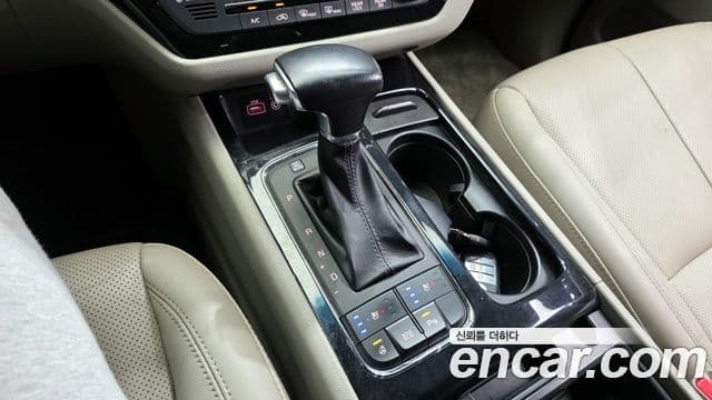 Kia All New Carnival Noblesse, 2018 9