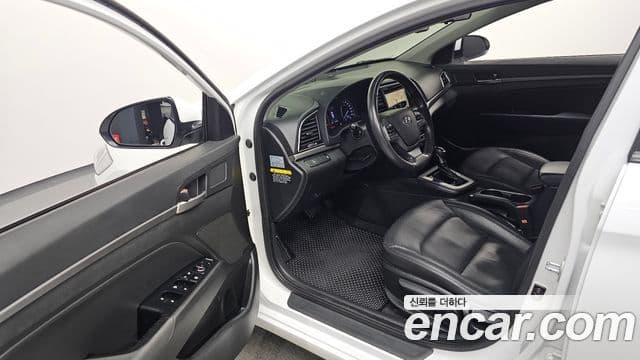 Hyundai Avante AD Special, 2016 10