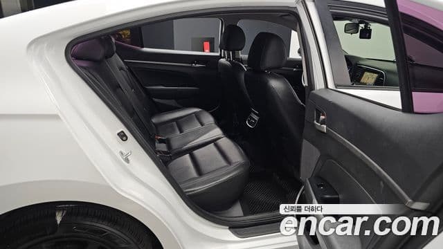 Hyundai Avante AD Special, 2016 12