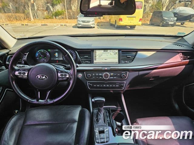 Kia All New K7 гибрид Noblesse, 2018 7