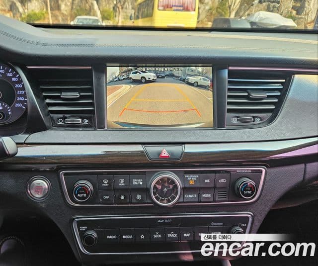 Kia All New K7 гибрид Noblesse, 2018 15