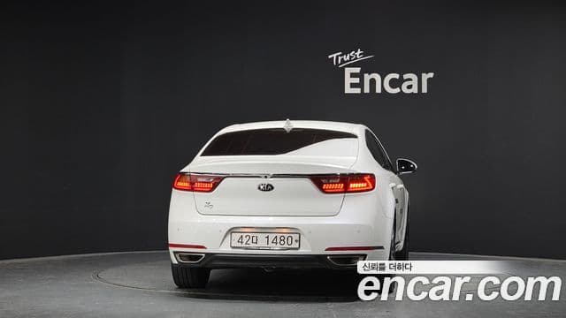 Kia All New K7 2.4 GDI Limited, 2017 4