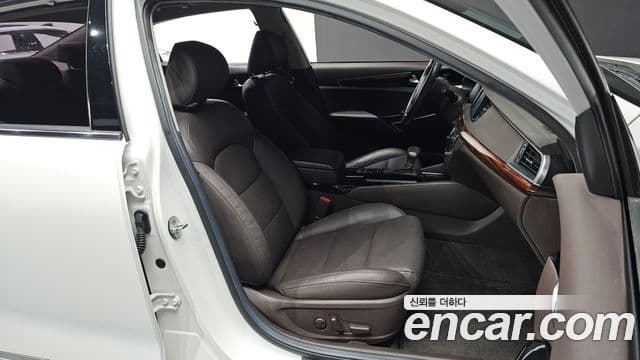 Kia All New K7 2.4 GDI Limited, 2017 10
