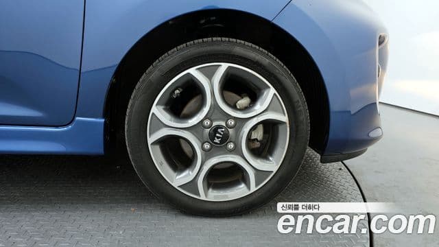 Kia The / новый New Morning Luxury, 2016 все фото