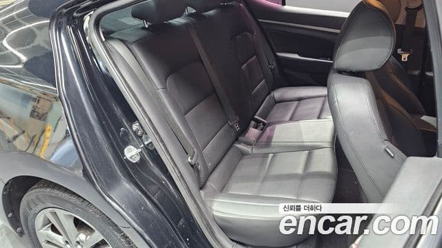 Hyundai Avante AD Special, 2016 12