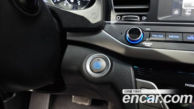 Hyundai Avante AD Special, 2016 18