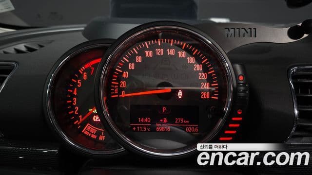 Mini Cooper S 클럽맨 1세대, 2016 8