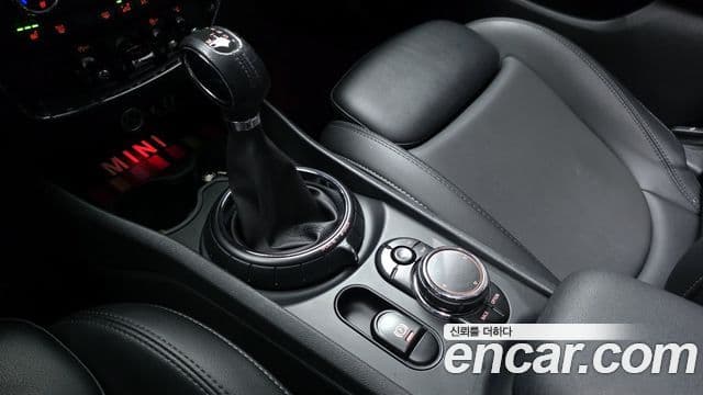 Mini Cooper S 클럽맨 1세대, 2016 9