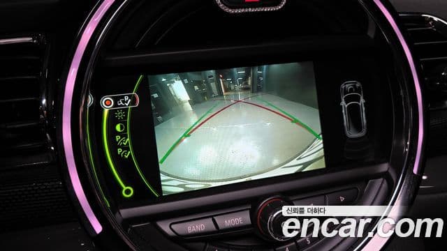 Mini Cooper S 클럽맨 1세대, 2016 15