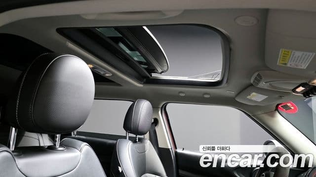 Mini Cooper S 클럽맨 1세대, 2016 20