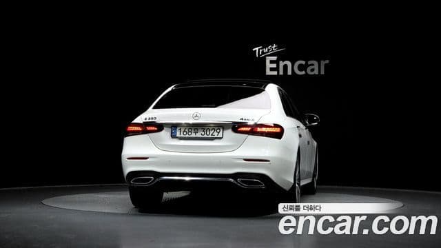 Mercedes-Benz E-класс W213 AMG Line, 2022 4