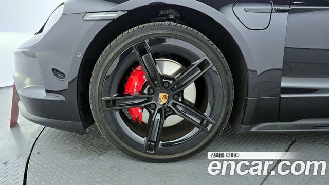 Porsche 타이칸 4S, 2025 все фото