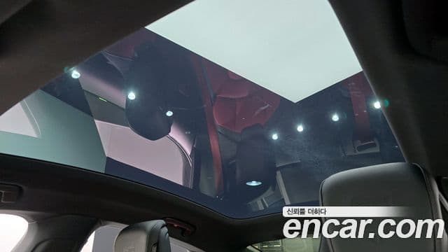 Porsche 타이칸 4S, 2025 18