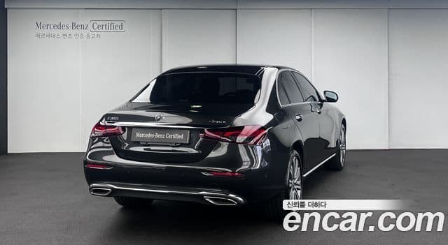 Mercedes-Benz E-класс W213 Exclusive, 2023 2