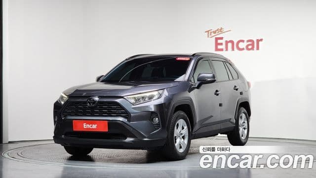 Toyota RAV4 5세대, 2021 11