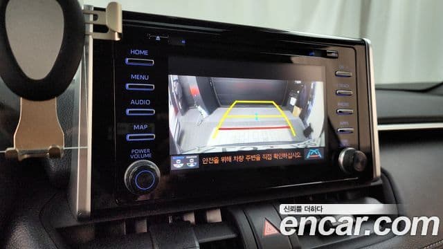 Toyota RAV4 5세대, 2021 16