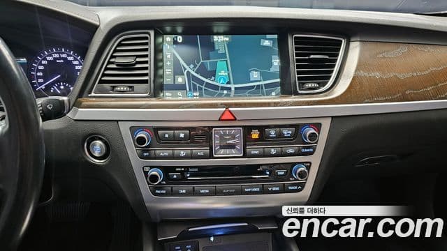 Genesis G80 Premium Luxury, 2017 15