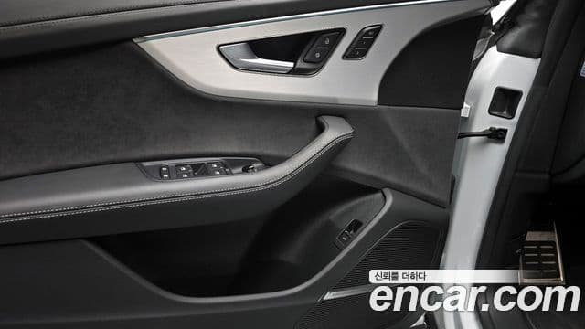 Audi Q8 (4M) Premium, 2023 18