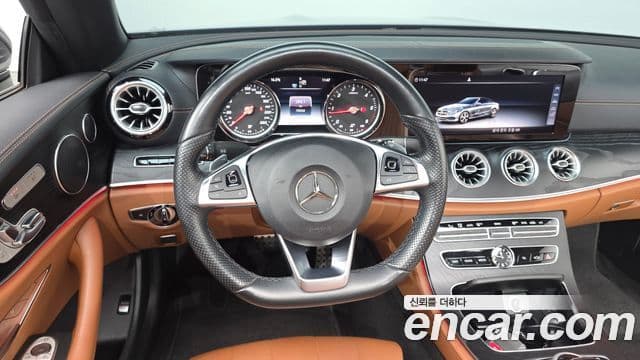 Mercedes-Benz E-класс W213 E220d кабриолет, 2018 13