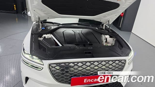 Genesis electrified GV70 e-AWD, 2022 6