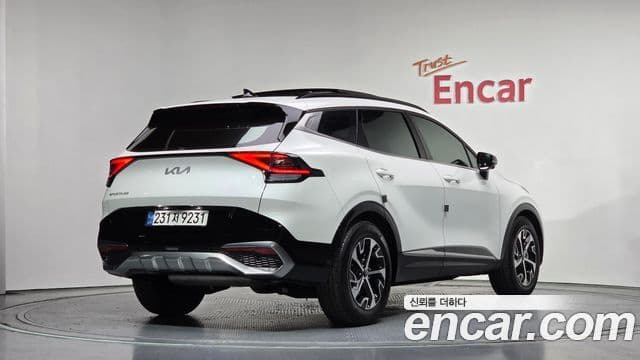 Kia Sportage 5세대 гибрид Signature 2WD, 2022 2