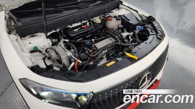 Mercedes-Benz EQB X243 AMG Line, 2024 6