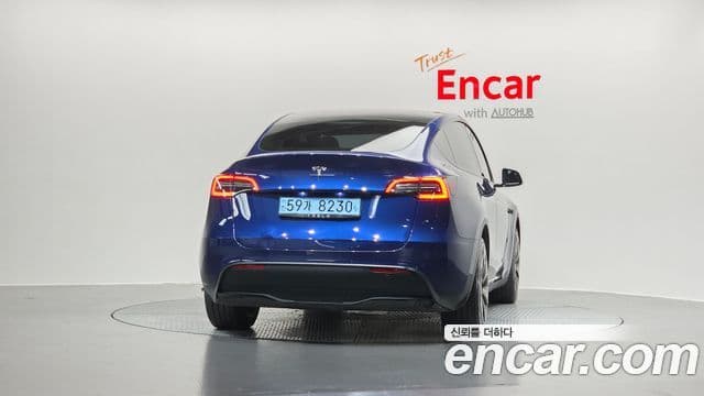 Tesla модель Y, 2023 4