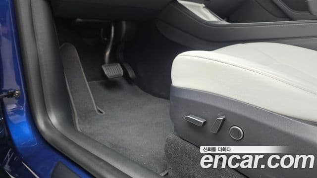 Tesla модель Y, 2023 16