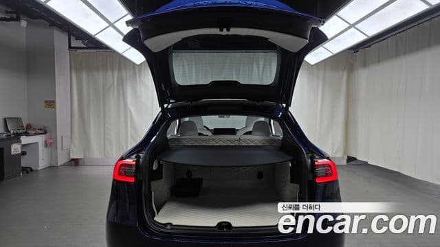 Tesla модель Y, 2023 20