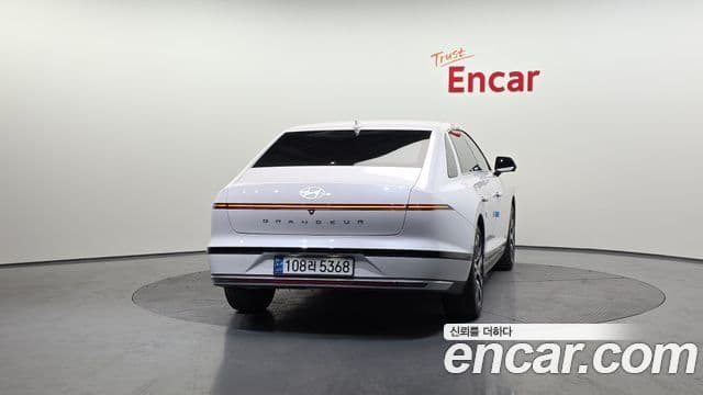 Hyundai Grandeur гибрид (GN7) Exclusive, 2026 4