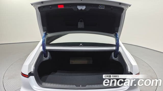 Hyundai Grandeur гибрид (GN7) Exclusive, 2026 20