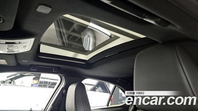 Lexus UX300h, 2025 19