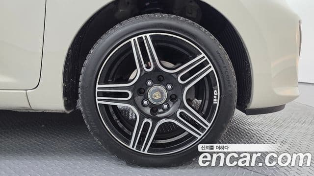 Kia All New Morning Luxury, 2013 все фото