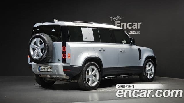 Land Rover Defender (L663) 110 D300 HSE, 2023 2