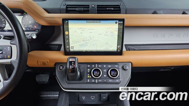 Land Rover Defender (L663) 110 D300 HSE, 2023 15