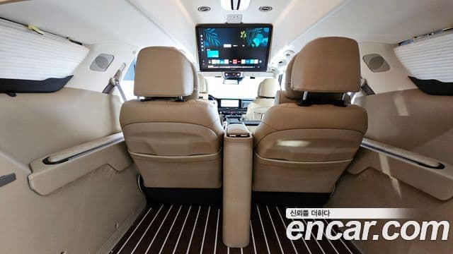 Kia Carnival 4세대 бензин 9인승 High Limousine(компания по спецнадстройкам), 2023 20