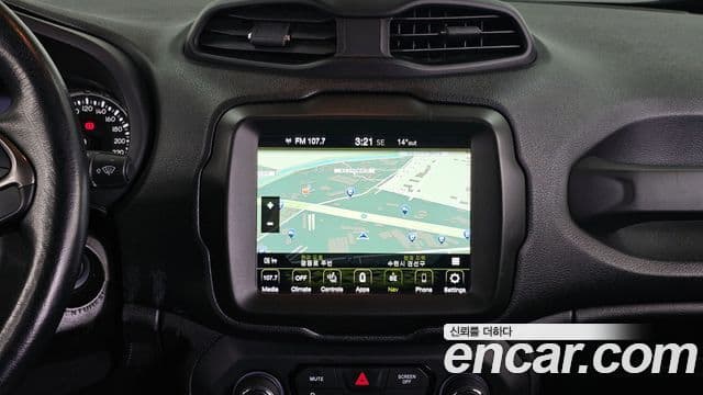 Jeep Renegade 1.6 дизель Limited, 2020 14