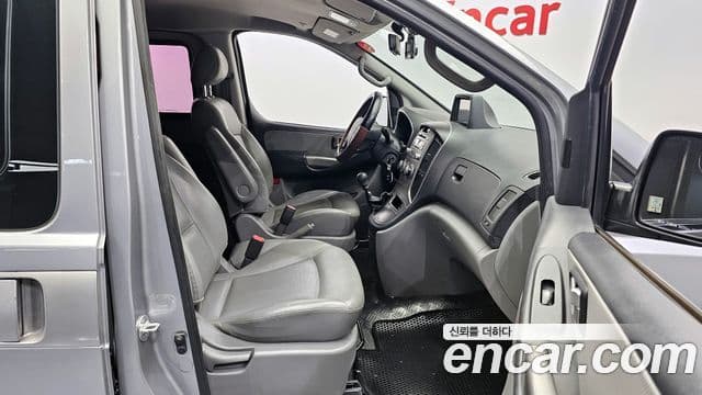 Hyundai Grand Starex CVX Luxury, 2014 11