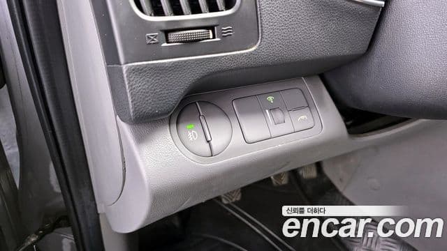 Hyundai Grand Starex CVX Luxury, 2014 15