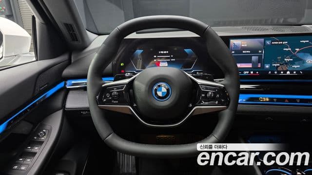 BMW 5시리즈 (G60), 2025 13