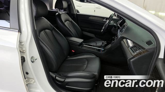 Hyundai LF Sonata 2.0 Smart, 2017 11