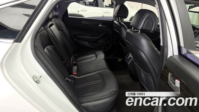 Hyundai LF Sonata 2.0 Smart, 2017 12