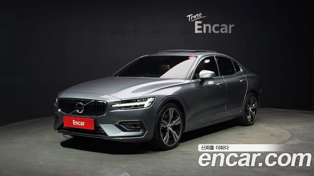 Volvo S60 3세대 B5 Inscription, 2021 1