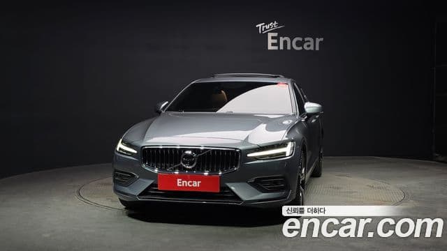 Volvo S60 3세대 B5 Inscription, 2021 3