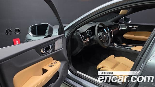Volvo S60 3세대 B5 Inscription, 2021 11