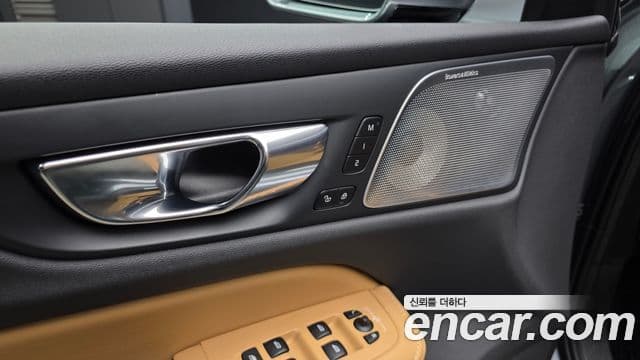 Volvo S60 3세대 B5 Inscription, 2021 16