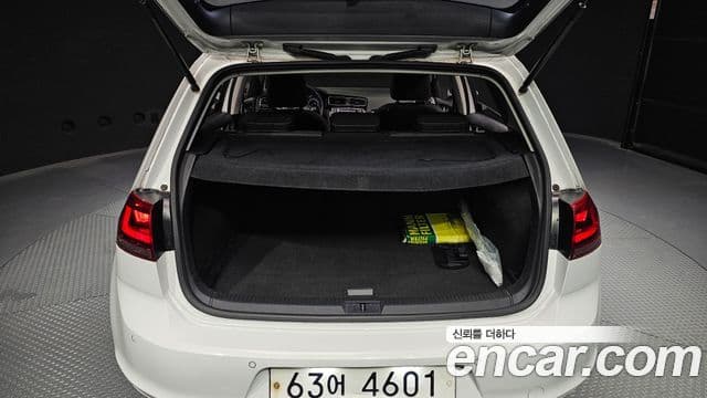 Volkswagen Гольф 7세대, 2015 20