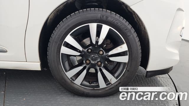 Ситроен / DS DS3 1.6 VTI So Chic, 2012 все фото