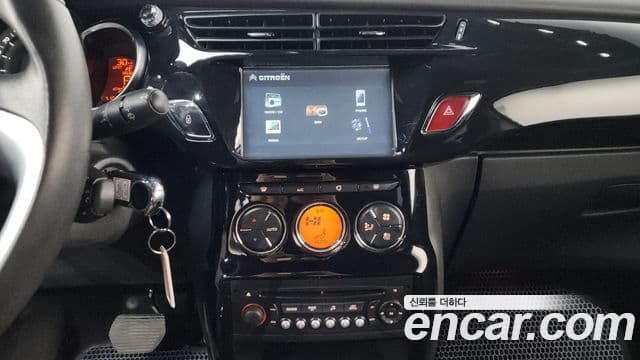 Ситроен / DS DS3 1.6 VTI So Chic, 2012 15